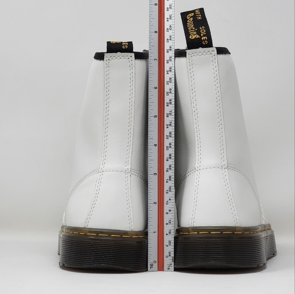 Dr. Martens Zavala Combat Boots White Lace Up Leather Ankle Womens US 10 Men 9